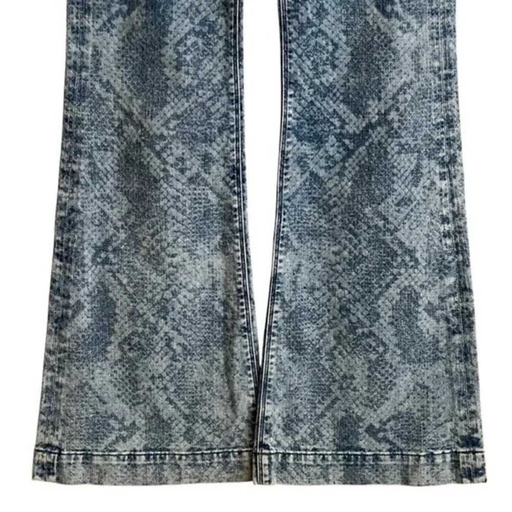 7 For All Mankind Ginger Reed Laser Snake Indigo Wide Leg Jeans 26 AU6400362L